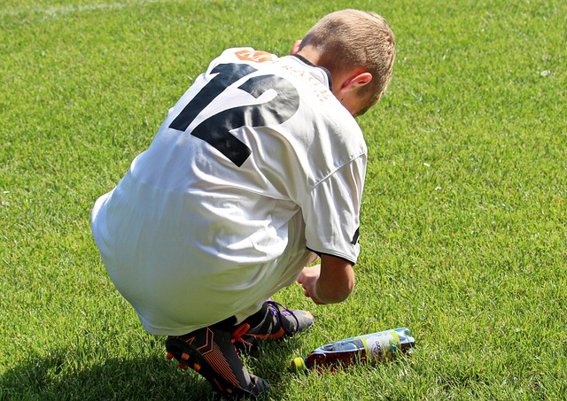 助攻背后的 助攻背后的