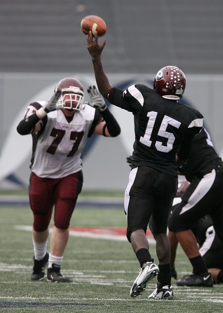 瓜帅对阿尔瓦雷斯寻求离队不满，他已尽力给小蜘蛛出场时间.